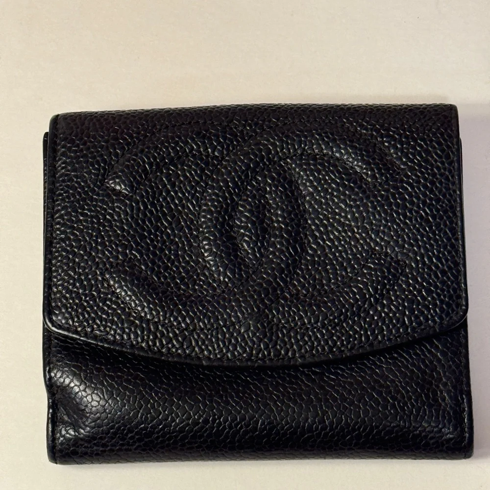 CHANEL Caviar Skin Black Leather Wallet - Picture 13 of 14